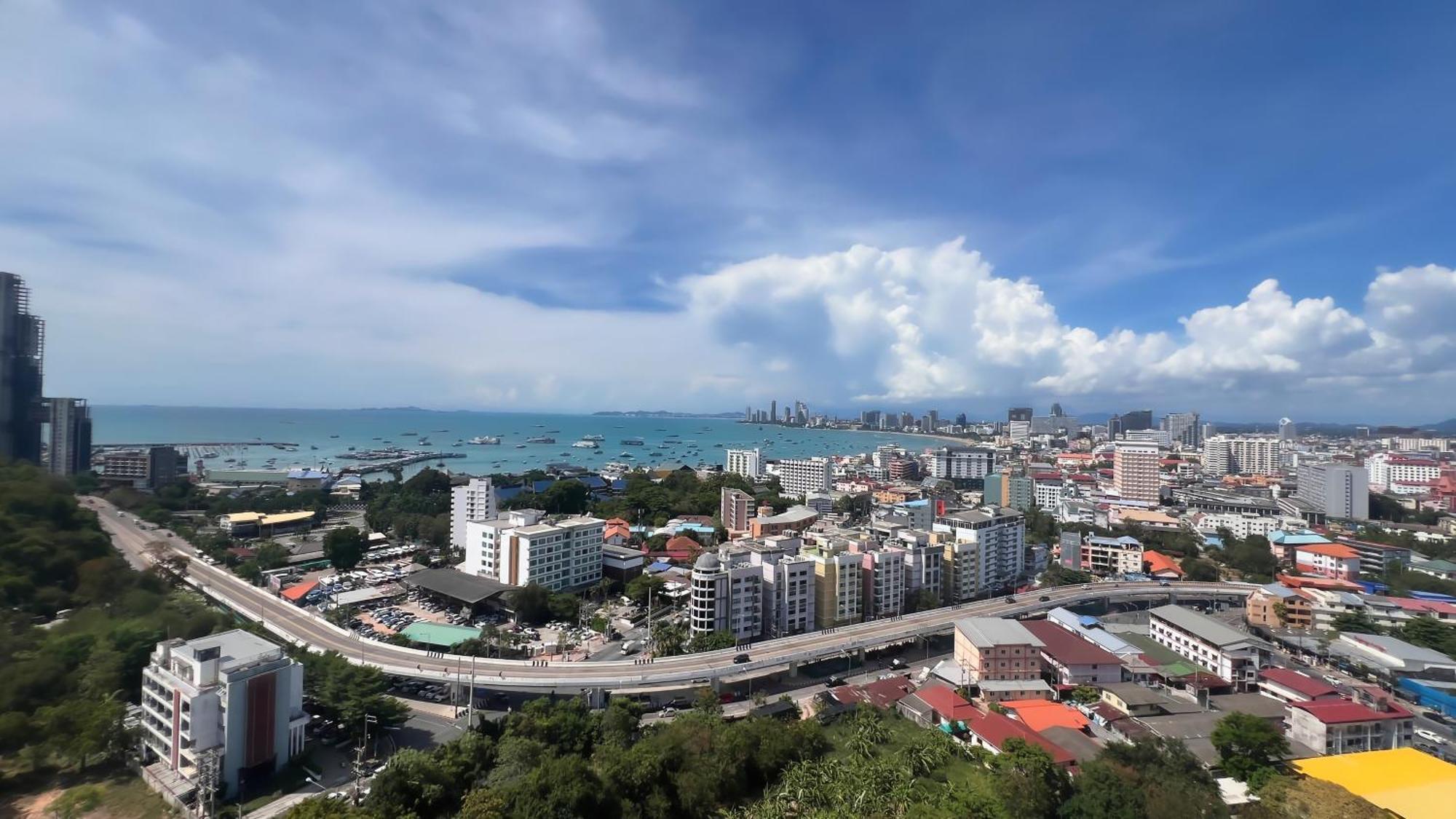 Walking Street Unixx Beautiful Sea View Appartement *